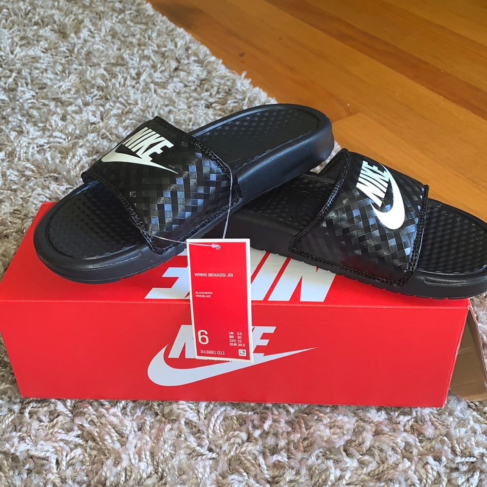 Women's Nike slides